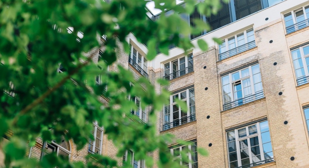 rent apartment building